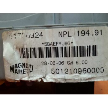 Recambio de caja reles / fusibles para fiat croma (194) 1.9 16v multijet emotion referencia OEM IAM 51786924  