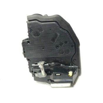 Recambio de cerradura puerta trasera izquierda para toyota rav 4 2.2 d-4d cat referencia OEM IAM   