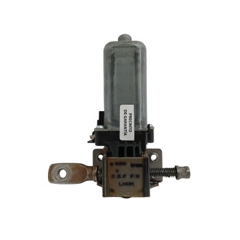 Recambio de no identificado para porsche cayenne (typ 9pa1) s referencia OEM IAM 988582102 MOTOR REGULACION ASIENTO DELANTERO IZ