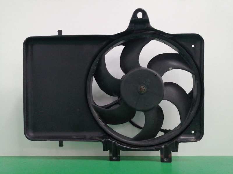 Recambio de electroventilador para ford fiesta berl./courier 1.4 cat (pt-e) referencia OEM IAM 92FB8K620AB  