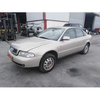 audi a4 berlina (b5) del año 2001
