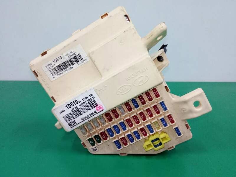 Recambio de caja reles / fusibles para kia carens (un) active referencia OEM IAM 919501D510  
