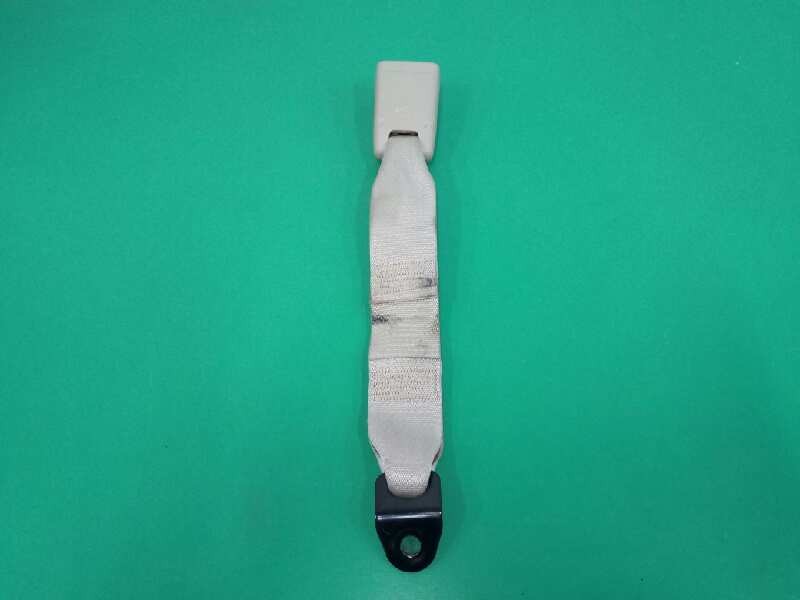 Recambio de enganche cinturon izquierdo para kia carens (un) active referencia OEM IAM  TRASERO 