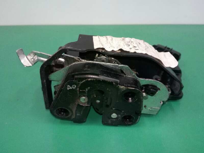 Recambio de cerradura puerta trasera derecha para kia carens (un) active referencia OEM IAM   