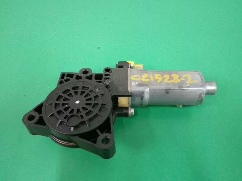 Recambio de motor elevalunas delantero izquierdo para kia carens (un) active referencia OEM IAM   