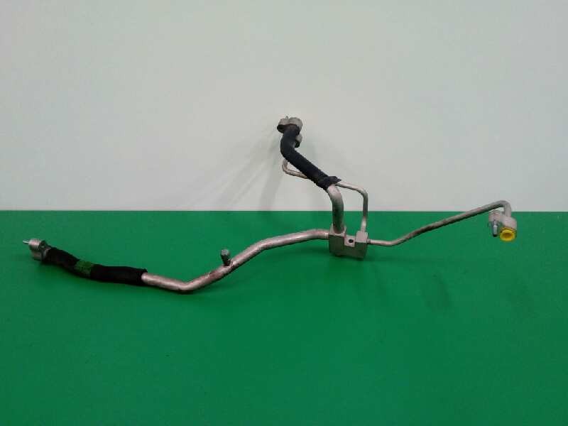 Recambio de tubos aire acondicionado para ssangyong rodius xdi referencia OEM IAM 6863021052  