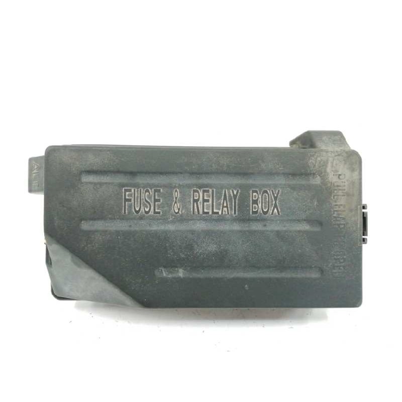 Recambio de caja reles / fusibles para ssangyong actyon 2.0 td cat referencia OEM IAM 8239031122 AK6479 