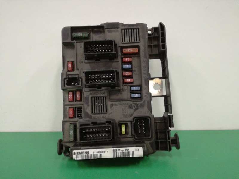 Recambio de caja reles / fusibles para citroën berlingo 1.9 d sx plus familiar referencia OEM IAM 9643498980 T118470002E 