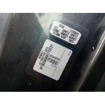 renault megane iii berlina 5 p del año 2009