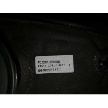 Recambio de retrovisor derecho para peugeot 206 berlina xt referencia OEM IAM 8154JF ELECTRICO 