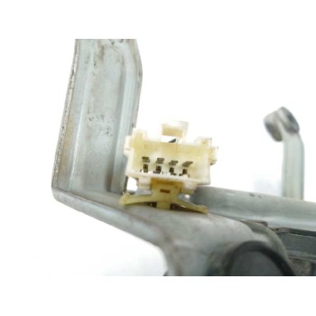 Recambio de motor limpia trasero para ssangyong actyon 2.0 td cat referencia OEM IAM 8615031002  