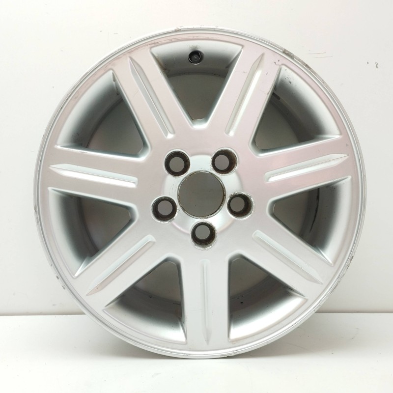 Recambio de llanta para volvo s40 berlina 1.6 diesel cat referencia OEM IAM 8665466 6,5JX16X52,5 5H 5X105