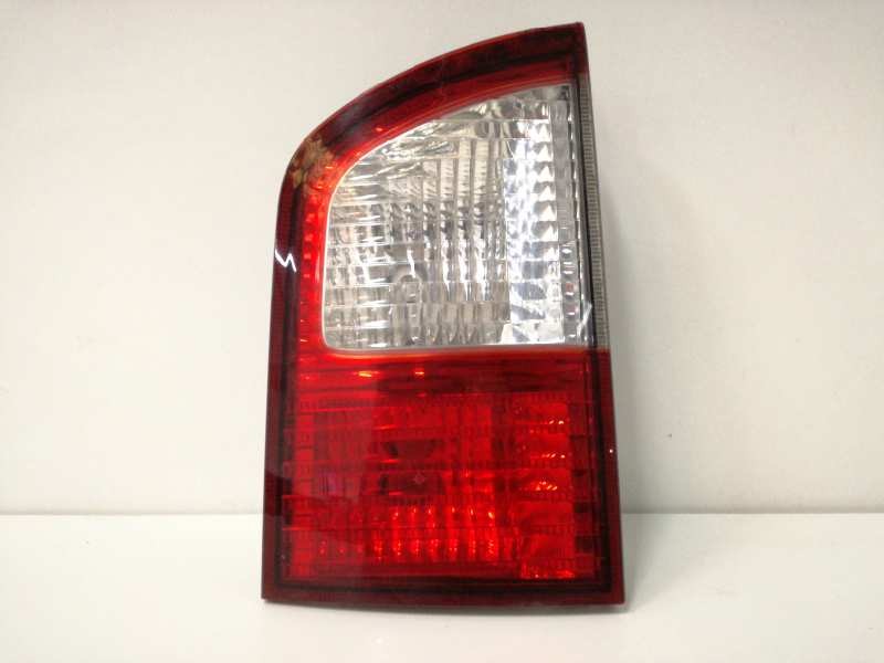 Recambio de piloto trasero izquierdo interior para ssangyong kyron 200 xdi 2wd referencia OEM IAM   