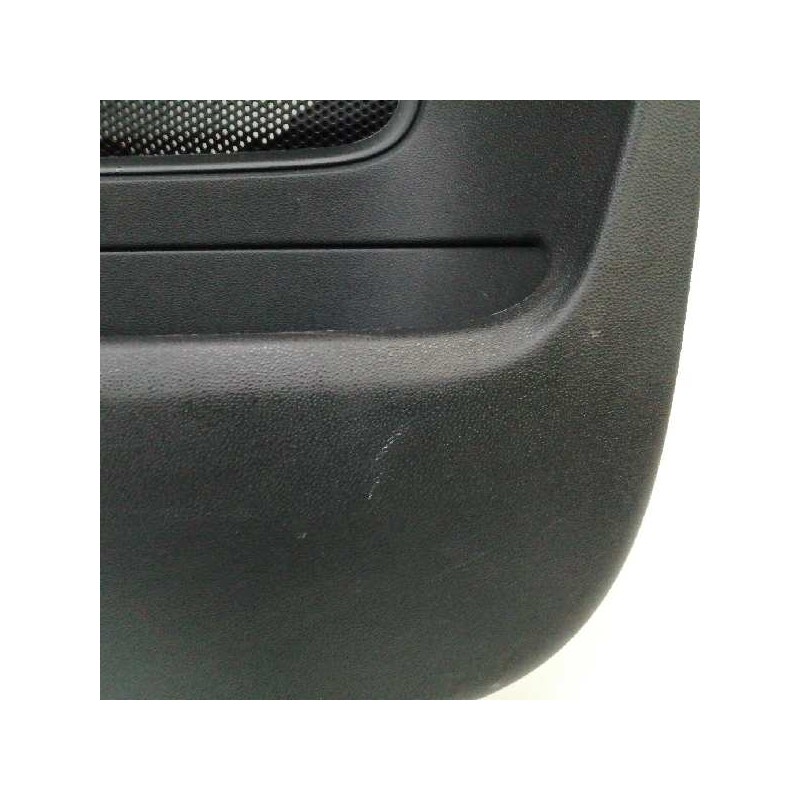 GUARNECIDO PUERTA DELANTERA IZQUIERDA