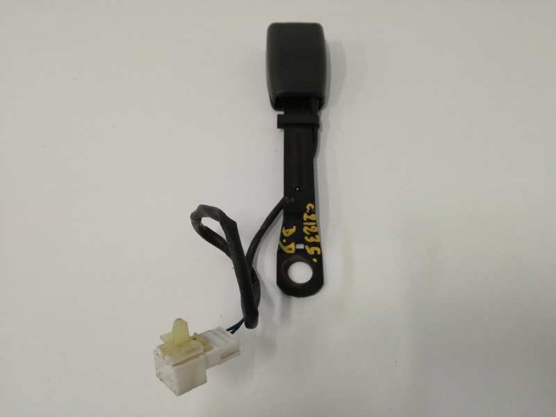 Recambio de enganche cinturon derecho para ssangyong kyron 200 xdi 2wd referencia OEM IAM  DELANTERO 