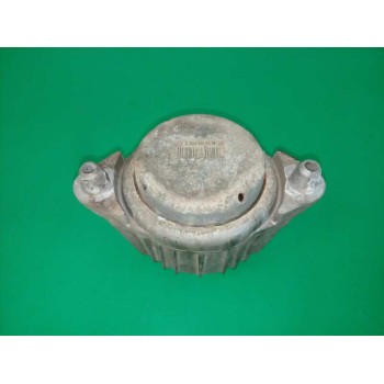 SOPORTE MOTOR IZQUIERDO A2042400317 