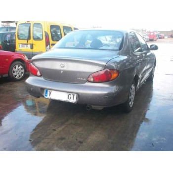 hyundai lantra berlina (rd) del año 1999