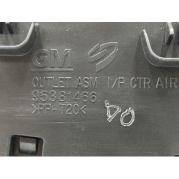 Recambio de rejilla aireadora para chevrolet trax 1.7 diesel cat referencia OEM IAM 95381466 CENTRAL 