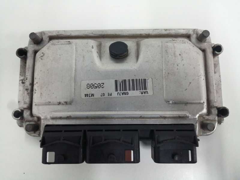 Recambio de centralita motor uce para citroën xsara picasso 1.6 exclusive referencia OEM IAM 9637839580 0261206633 