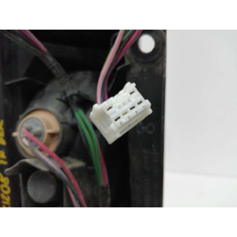 PILOTO TRASERO DERECHO