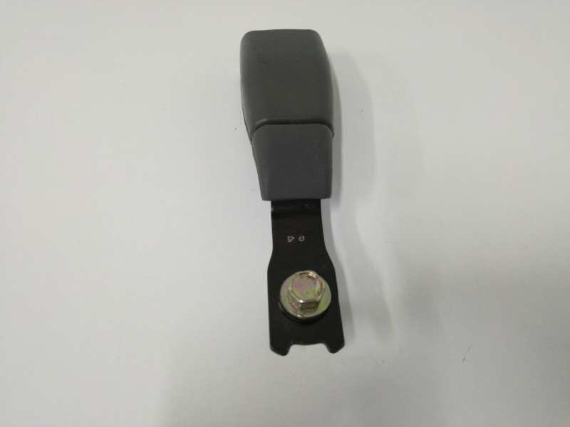 Recambio de enganche cinturon derecho para hyundai santa fe (sm) 2.0 crdi vgt comfort referencia OEM IAM Recambio de enganche cinturon derecho para hyundai santa fe (sm) 2.0 crdi vgt comfort referencia OEM IAM