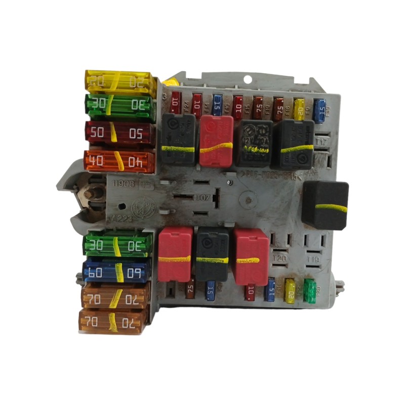 Recambio de caja reles / fusibles para fiat idea (135) 1.3 jtd cat referencia OEM IAM 51739427  