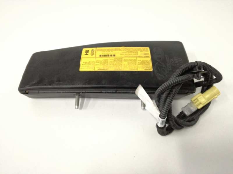Recambio de airbag lateral delantero derecho para hyundai i30 1.4 cat referencia OEM IAM 2R88920000 DE ASIENTO Recambio de airbag lateral delantero derecho para hyundai i30 1.4 cat referencia OEM IAM 2R88920000 DE ASIENTO