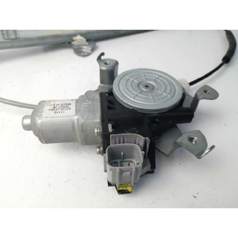 ELEVALUNAS DELANTERO DERECHO