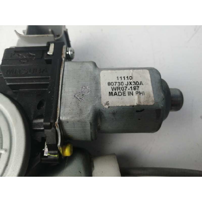 ELEVALUNAS DELANTERO DERECHO