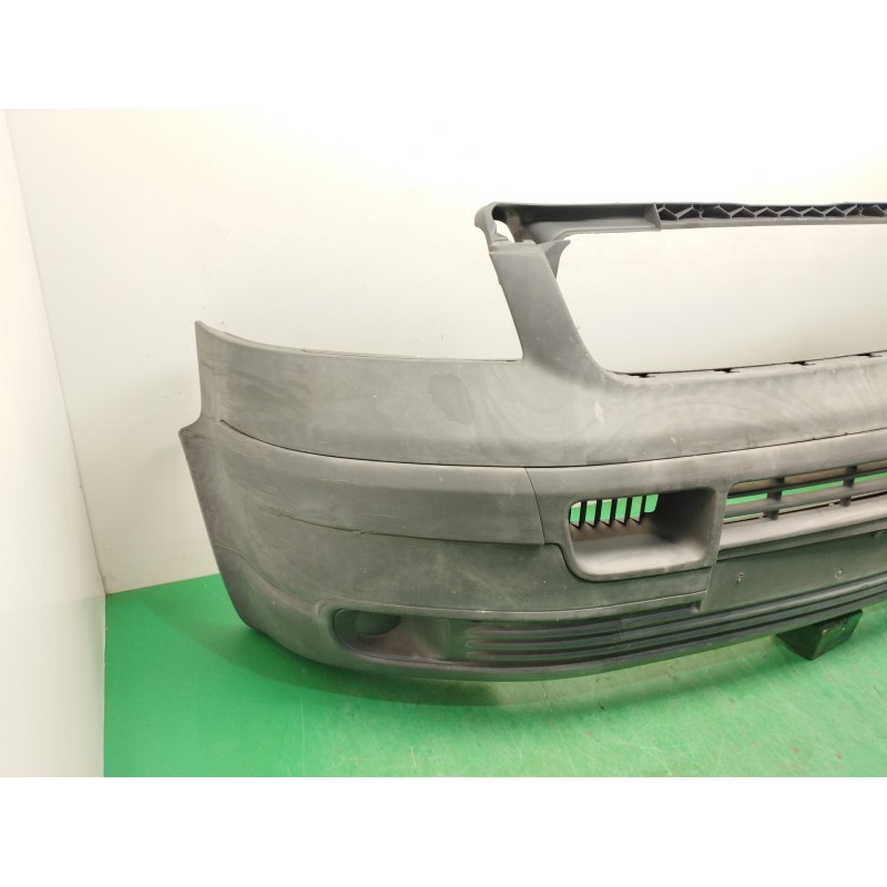 PARAGOLPES DELANTERO