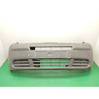 Recambio de paragolpes delantero para renault trafic combi (ab 4.01) 1.9 diesel referencia OEM IAM 8200200609 OBSERVAR FOTOS 