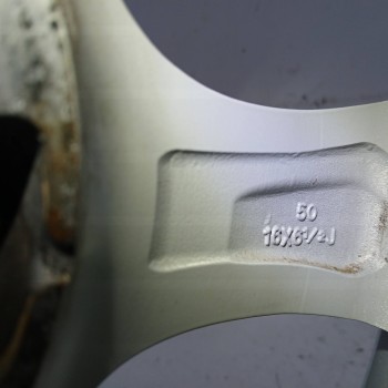 Recambio de llanta para mazda 3 (bl) 1.6 mzr (bl14) referencia OEM IAM 9965876560 16X6,5J 5H 5X115