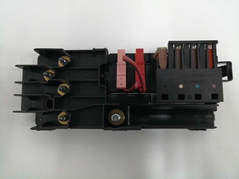 Recambio de caja reles / fusibles para mercedes-benz clase m (w164) 3.0 cdi cat referencia OEM IAM 2115452601  