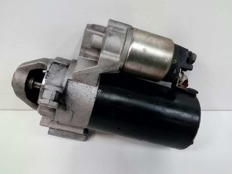Recambio de motor arranque para bmw serie 3 berlina (e90) 318d referencia OEM IAM 12417823700 0001139016 Recambio de motor arranque para bmw serie 3 berlina (e90) 318d referencia OEM IAM 12417823700 0001139016