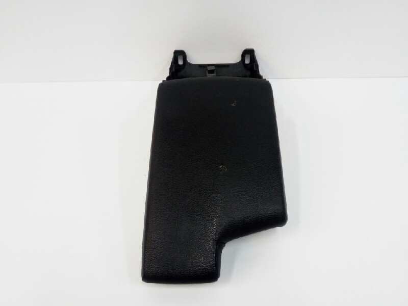 Recambio de apoyabrazos central para bmw serie 3 berlina (e90) 318d referencia OEM IAM 7137552 SOLO LA TAPA 