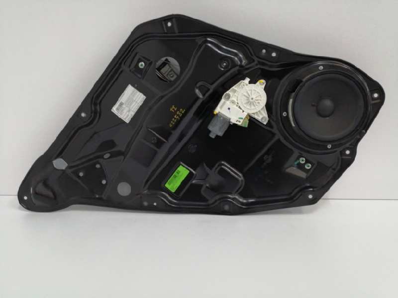 Recambio de elevalunas trasero izquierdo para mercedes-benz clase m (w164) 3.0 cdi cat referencia OEM IAM A1647300379 A251820094 Recambio de elevalunas trasero izquierdo para mercedes-benz clase m (w164) 3.0 cdi cat referencia OEM IAM A1647300379 A251820094