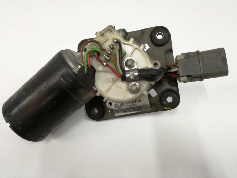 Recambio de motor limpia delantero para nissan terrano/terrano.ii (r20) 2.7 turbodiesel referencia OEM IAM 9390332378 288100F000