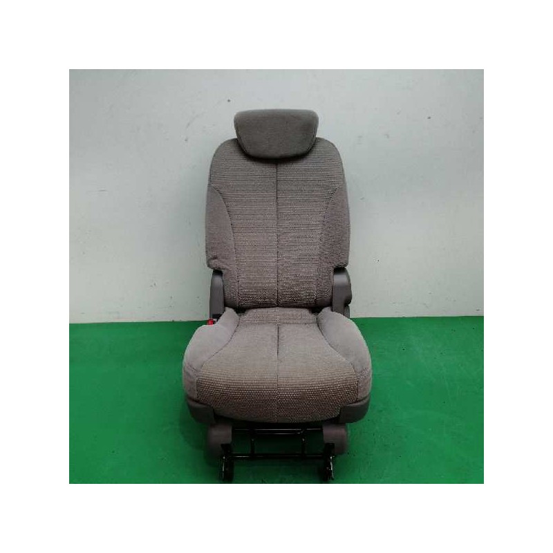 Recambio de asientos trasero izquierdo para kia carnival / grand carnival iii (vq) 2.9 crdi referencia OEM IAM   