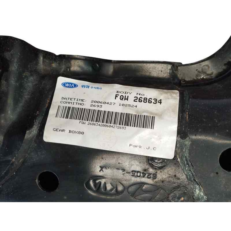 PUENTE DELANTERO 624051F000