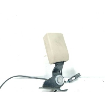 Recambio de enganche cinturon izquierdo para opel insignia sports tourer 2.0 cdti cat referencia OEM IAM 13298398 TRASERO 