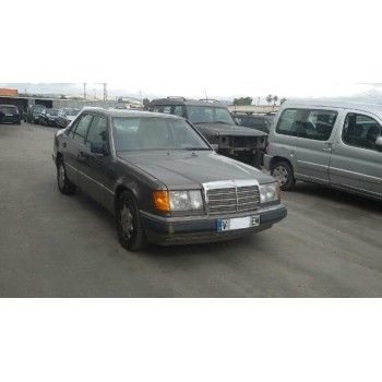mercedes-benz clase e (w124) berlina del año 1993