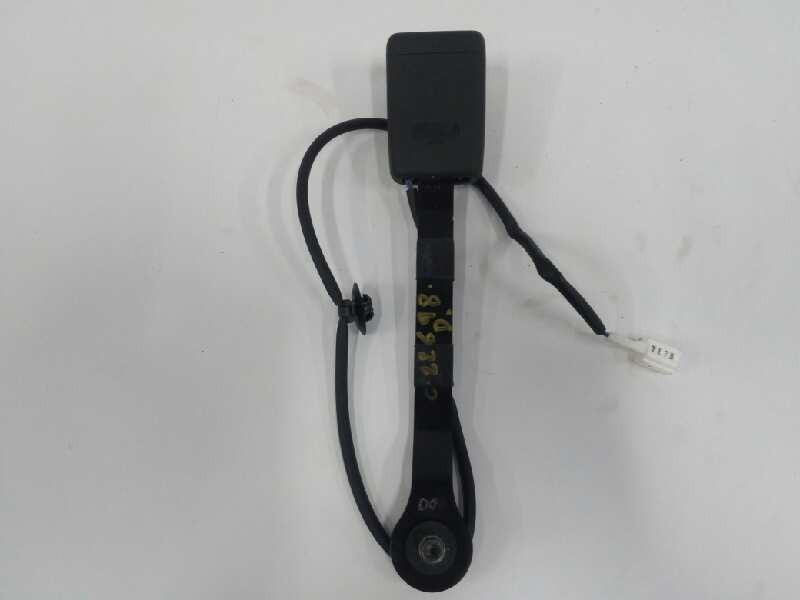 Recambio de enganche cinturon derecho para renault kadjar xmod 4x4 referencia OEM IAM DELANTERO Recambio de enganche cinturon derecho para renault kadjar xmod 4x4 referencia OEM IAM DELANTERO