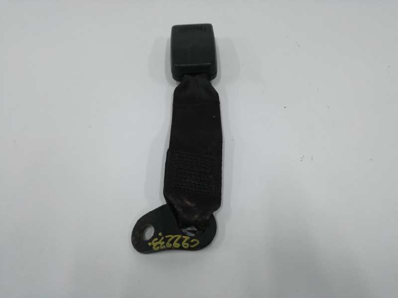 Recambio de enganche cinturon central para nissan terrano/terrano.ii (r20) 2.7 turbodiesel referencia OEM IAM 888520F010 TRASERO