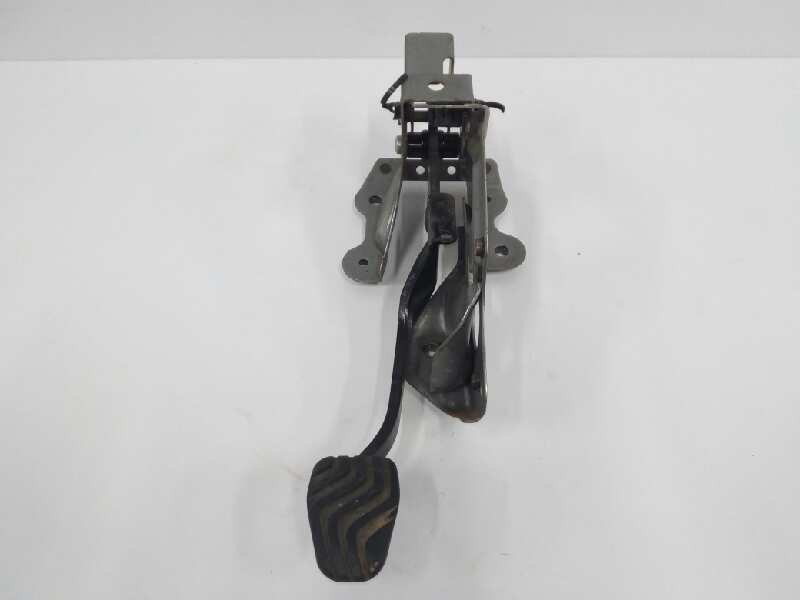 Recambio de pedal freno para renault kadjar xmod 4x4 referencia OEM IAM 465014EA2B Recambio de pedal freno para renault kadjar xmod 4x4 referencia OEM IAM 465014EA2B