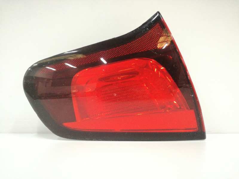 Recambio de piloto trasero izquierdo interior para citroën c3 sx referencia OEM IAM 9685225580  