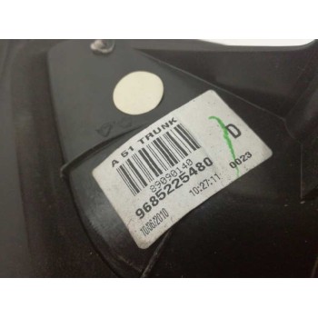 Recambio de piloto trasero derecho interior para citroën c3 sx referencia OEM IAM 9685225480  