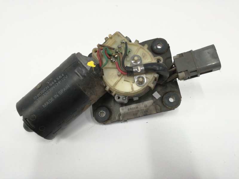 Recambio de motor limpia delantero para nissan terrano/terrano.ii (r20) 2.7 turbodiesel referencia OEM IAM 9390332384  