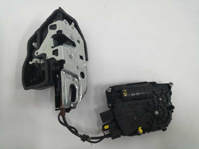 Recambio de cerradura puerta trasera derecha para bmw serie 7 (f01/f02) 4.4 v8 32v cat twin turbo referencia OEM IAM 51227185688