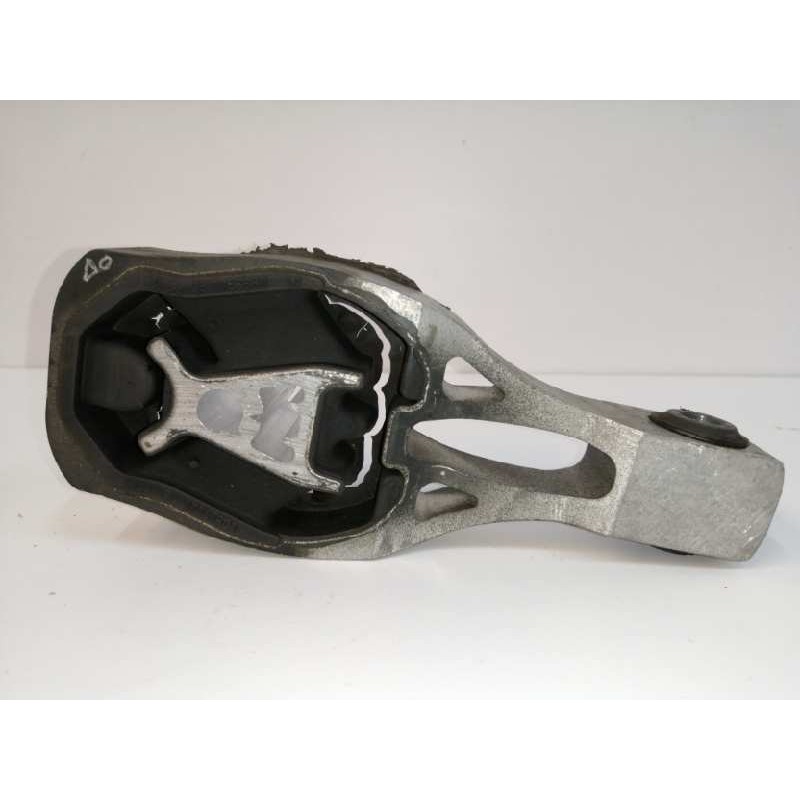 SOPORTE MOTOR TRASERO