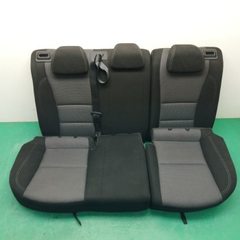 Recambio de asientos traseros para hyundai i30 (gd) 1.4 crdi cat referencia OEM IAM   